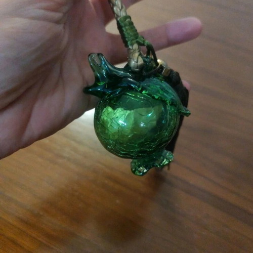Glass Gouri Pomegranate like new