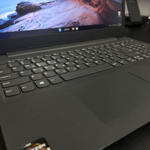 Laptop Lenovo Ryzen 3 12GB RAM 250GB SSD Windows 11 Office μεταχειρισμένο