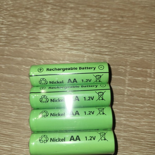 Rechargeable AA Battery Set new, pack of 4