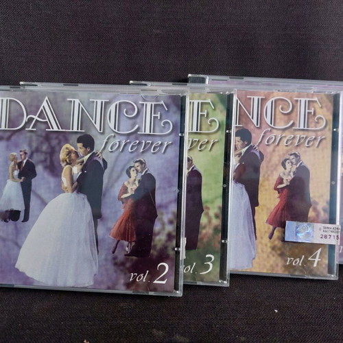 Dance Forever 5 CD box set used, missing CD Vol.1