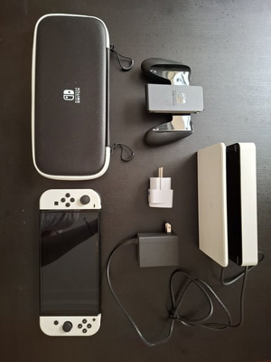 Nintendo Switch like new with original accessories and Super Mario Bros Wonder