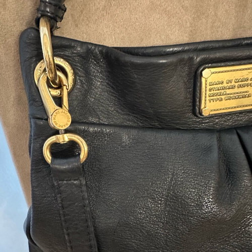 Marc Jacobs Q Hillier Black Leather Shoulder Bag used
