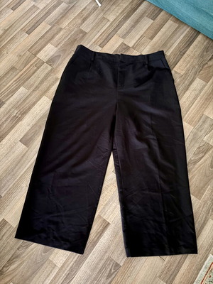Παντελόνι wide leg σαν καινούργιο, μαύρο, μέγεθος XXXL