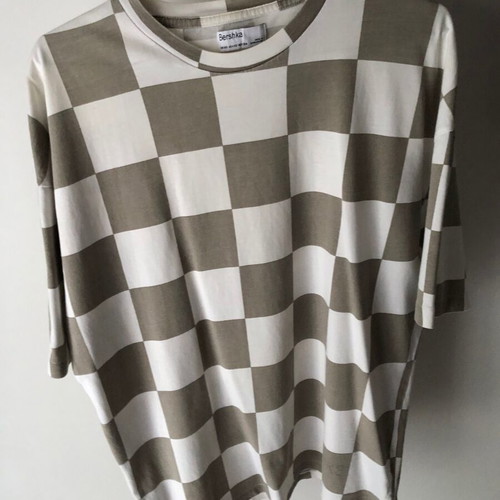 Bershka short sleeve shirt XS, white and beige