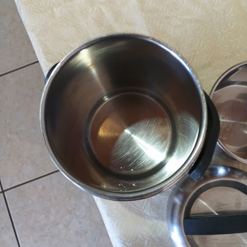 Supor insulated food container 1.5 L used with stainless steel bowl