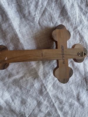 Jerusalem Hanging Cross new, olive wood with relics