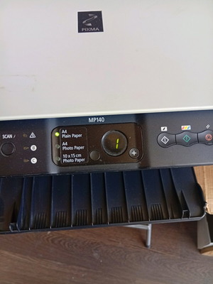 Εκτυπωτής Canon MP140 μεταχειρισμένος, λειτουργικός με γεμάτα μελάνια