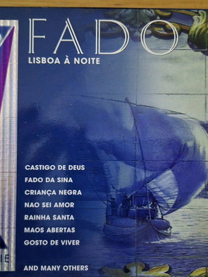 Fado Lisboa a noite box set with 3 CDs like new