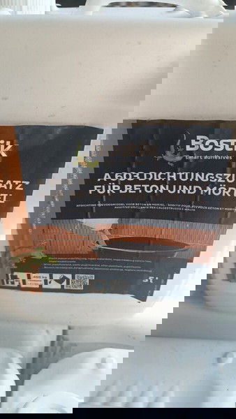 Πρόσμικτο κονιάματος σκυροδέματος τσιμέντου BostikA603-7τεμαχια.Bostik A601-3τεμάχια.Δοχείο5λίτρων