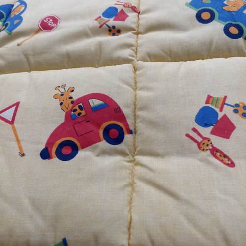 Double quilt new two-sided with blue and soft yellow trim