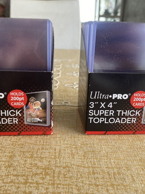 Top loaders pack of 20, super thick, like new