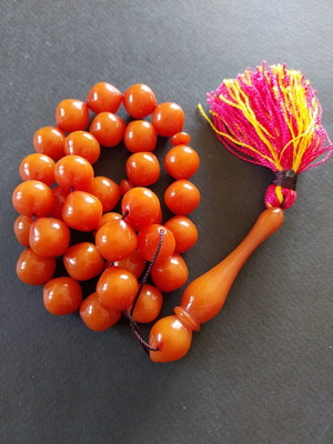 Κομπολόι μαστίχα μεταχειρισμένο 70 γραμμάρια σε χρώμα κεχριμπαριού