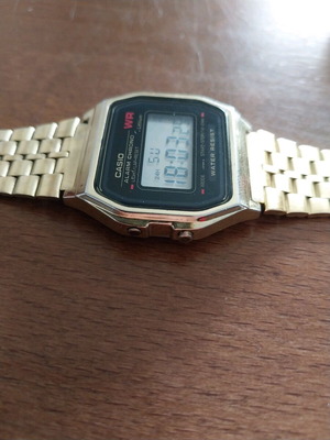 Casio digital watch like new