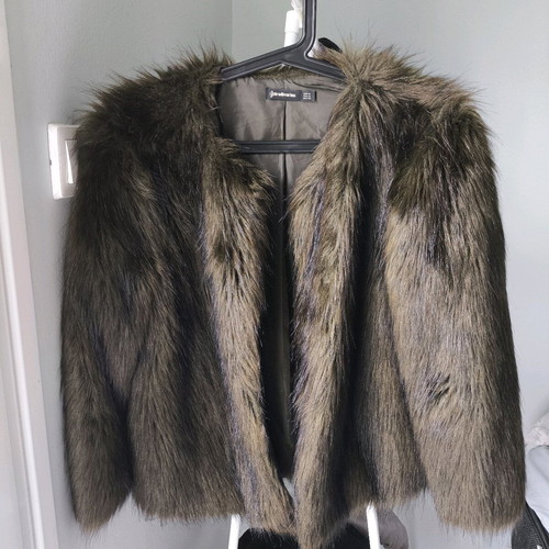 Cypress fur like new with hidden fastening