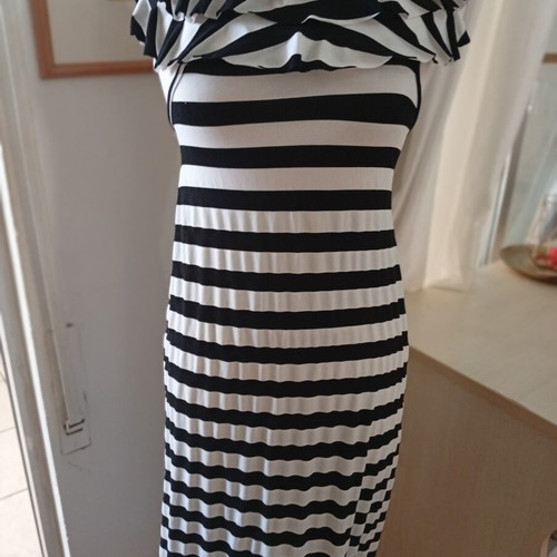 Elastic dress black and white like new, one size