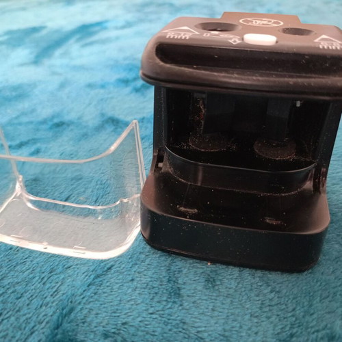 Electric pencil sharpener used, battery operated