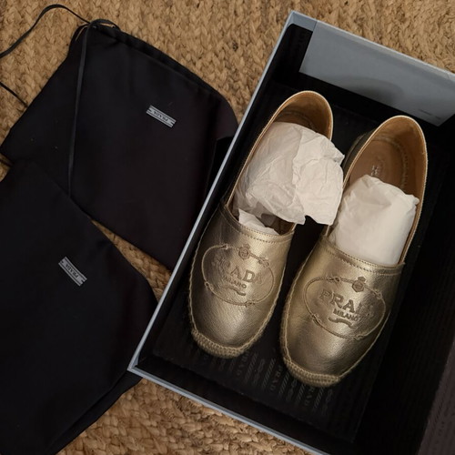 Prada leather espadrilles like new, gold, size 36
