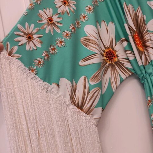 Long dress like new, turquoise with fringes and daisies, one size