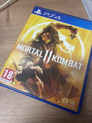 Mortal Kombat 11 PS4 game, like new condition