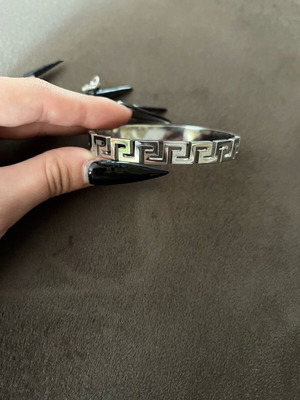 Steel bracelet like new, silver color