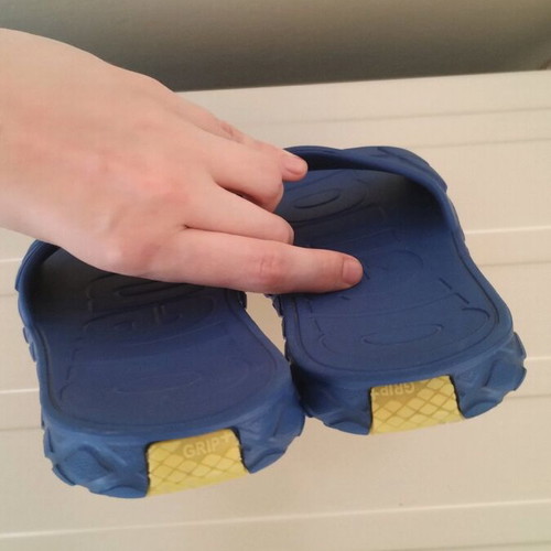 Arena Flip-Flops Like New, Size 39, Blue