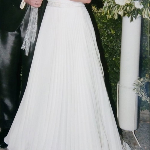 Divina Sposa wedding dress by Katellanos used, size Large, white