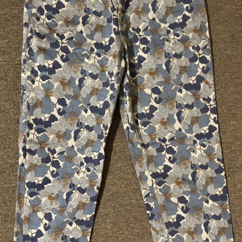 Floral pants size M 38 10 like new, blue