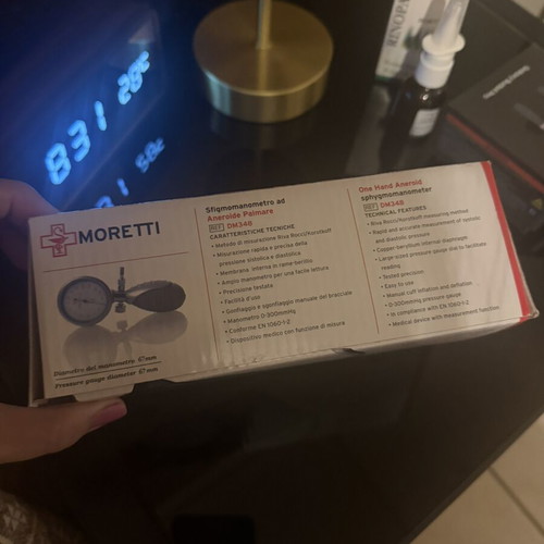 Moretti DM348 analog blood pressure monitor