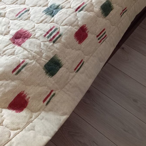 Double-sided quilt new, dimensions 2.00 x 2.35 m
