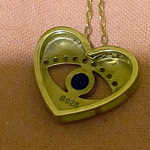 Sterling silver 925 heart eye necklace like new with zircon