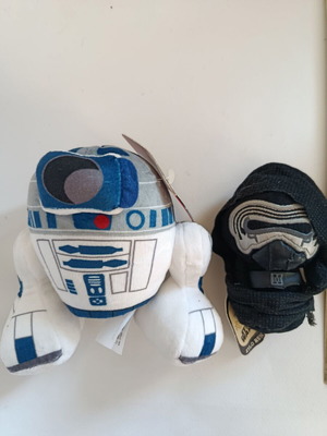 Star Wars plush toys Disney Parks R2-D2 Kylo Ren Hallmark like new
