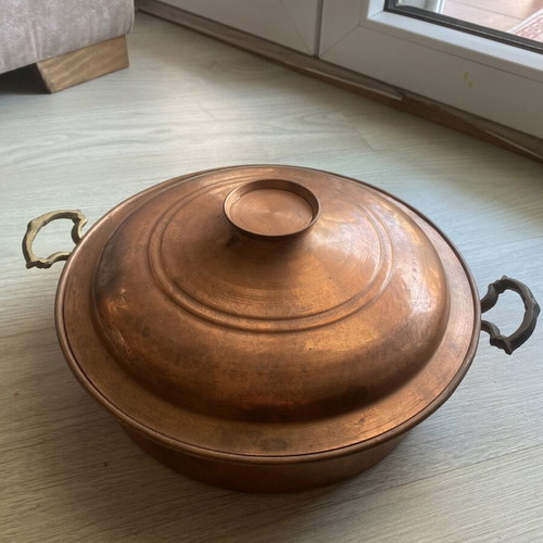 Copper vessel with lid and handles vintage, used, 1940-60