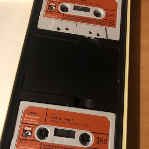 Otello by Verdi, 2 cassettes with case and libretto, new