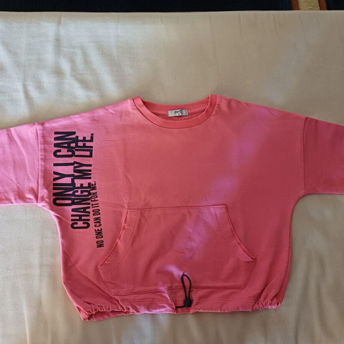 Evita set No 8 with oversized crop top and shorts, pink