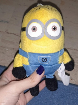 Minion small like new
