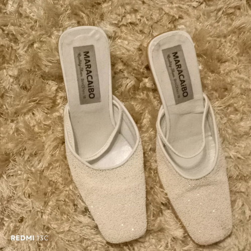 Shoe like new, white size 38, platform sandal