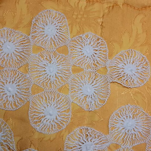 Set of 3 white handmade doilies like new, knitted