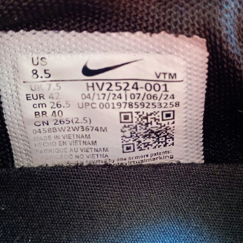 Nike Air Max DN 2024 sneakers like new, black and blue, size 42