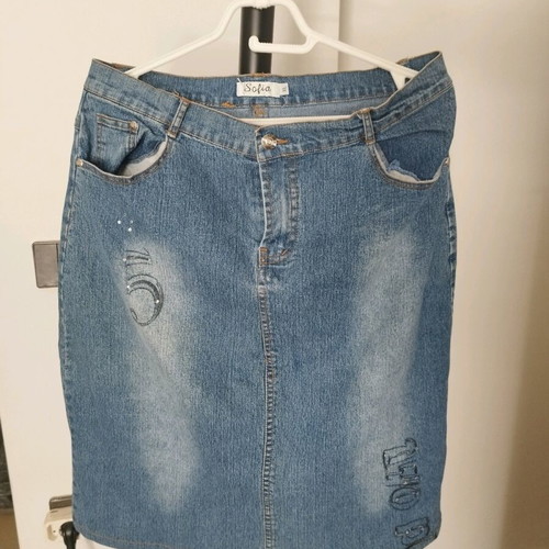 Women's skirt like new, size XL / 42 / 14