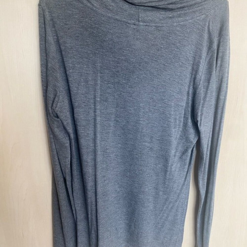 H&M blouse like new, gray, size M