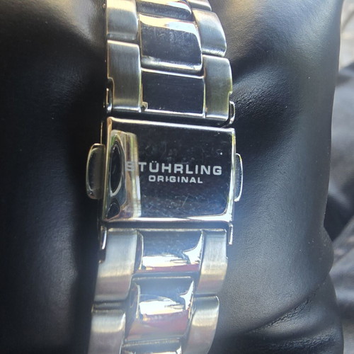 Stuhrling ladies watch like new, blue dial, submariner style