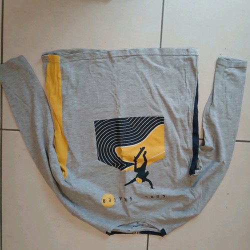 Sisley children's blouse new, gray and yellow, size M