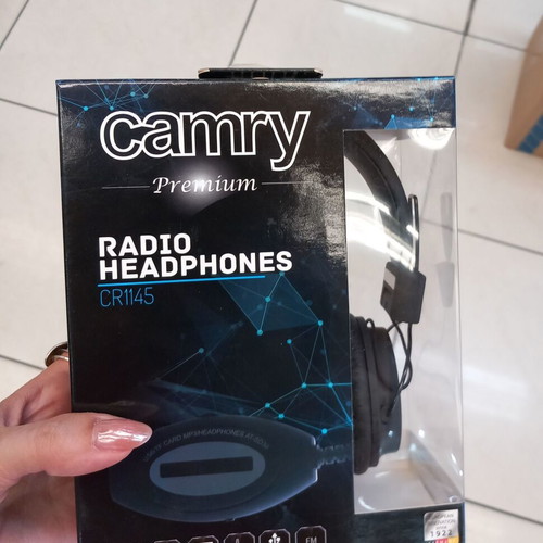 Headphones with radio and built-in antenna, rechargeable