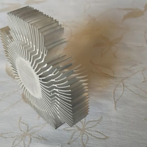 Aluminum CPU Cooler for Socket 775 processor like new