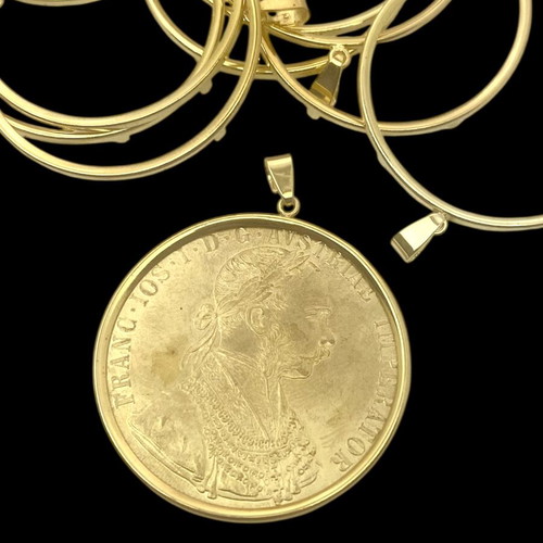 Austrian Doubla Pentoliro New with 925 Silver Gilded Wreath