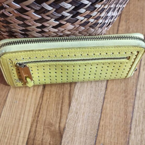Juicy Couture wallet yellow used, summer style