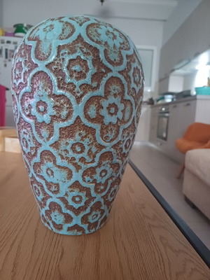 Vase, brown and light blue