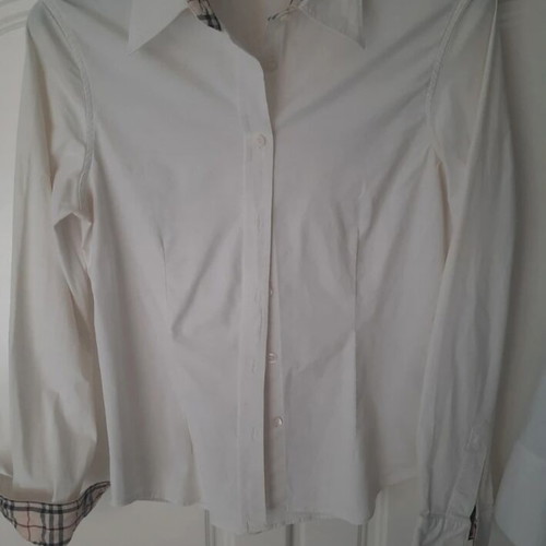 Burberry women's shirt size M like new, white