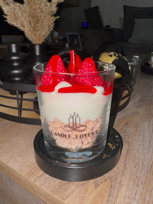 Cheesecake candle new with La Vie fragrance
