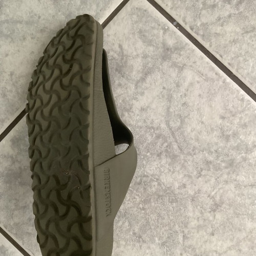 Birkenstock slippers size 39